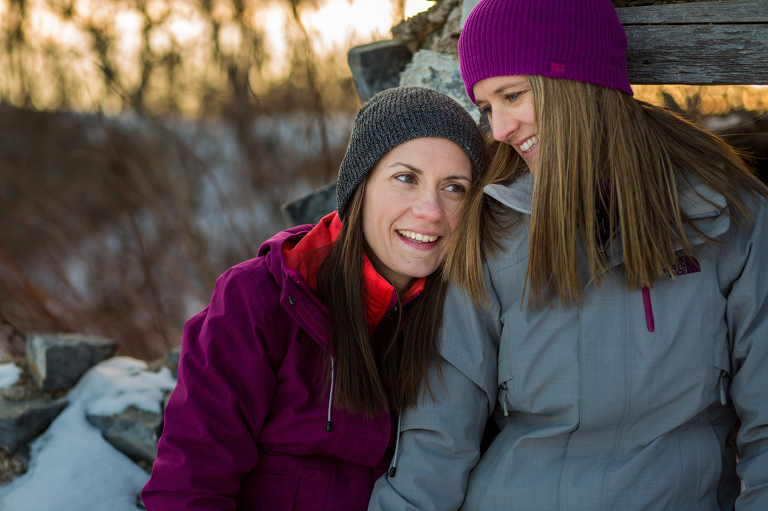 kingston_wedding_photographer_rob_whelan_engagement_winter_portrait_sunset_smile