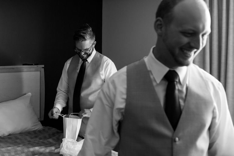 olympic-harbour-wedding-kingston-photographer-candid-photojournalism-natural-moments-2