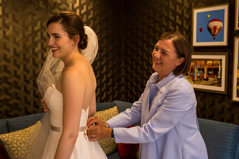 museum_of_nature_wedding_photojournalism_ottawa_yow_rob_whelan-1