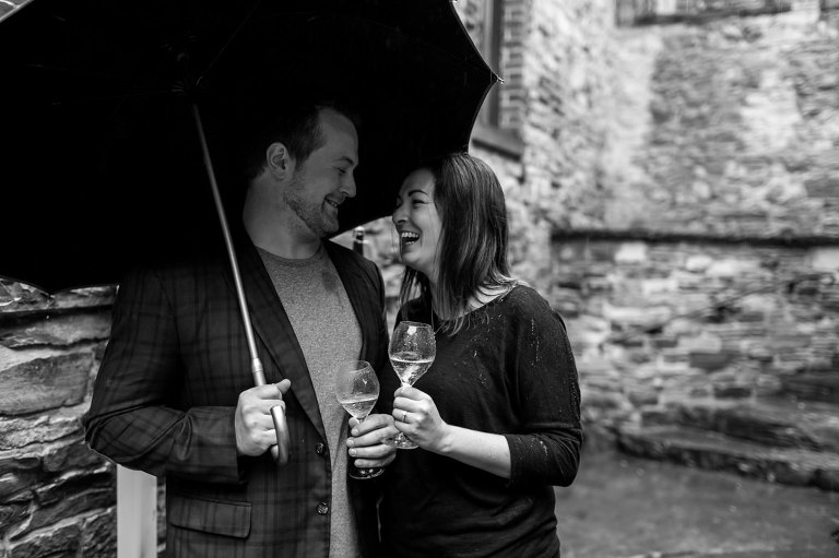 red_house_engagement_downtown_kingston_ygk_rain_love_romance