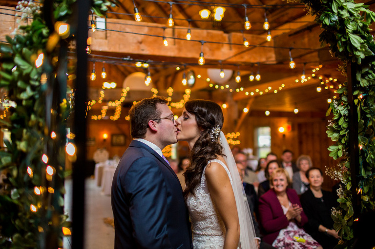 prince-edward-county-wedding-picton-pec-mill-house-candid-photojournalism-rob-whelan-1