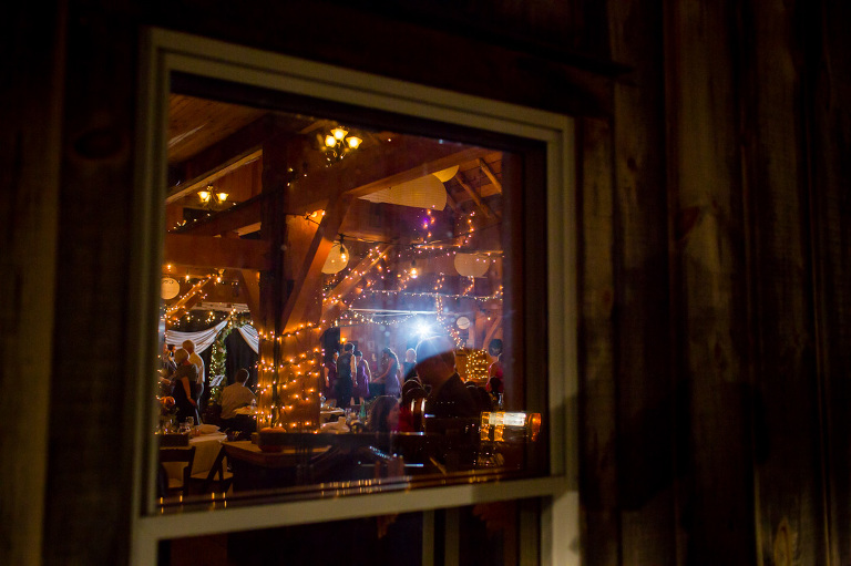 prince-edward-county-wedding-picton-pec-mill-house-candid-photojournalism-rob-whelan-1