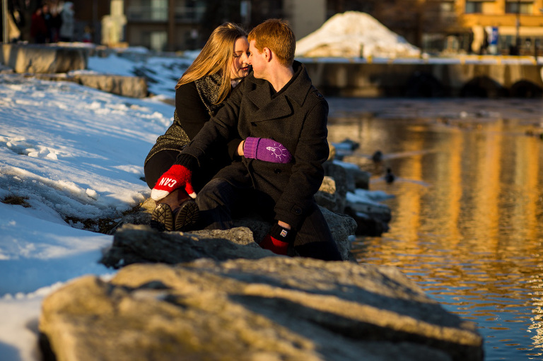 downtown_kingston_engagement_session_ygk_sunset_golden_hour_rob_whelan_wedding_photojournalism-1