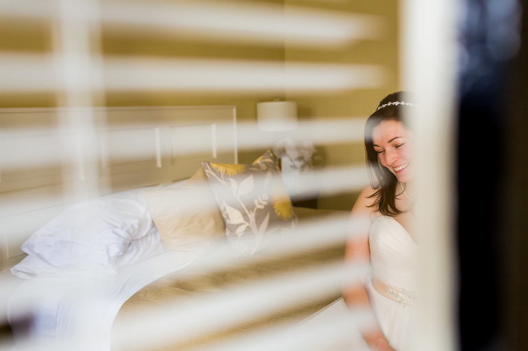 tett_centre_wedding_winter_photojournalism_candid_photography_rob_whelan_kingston_ygk-1