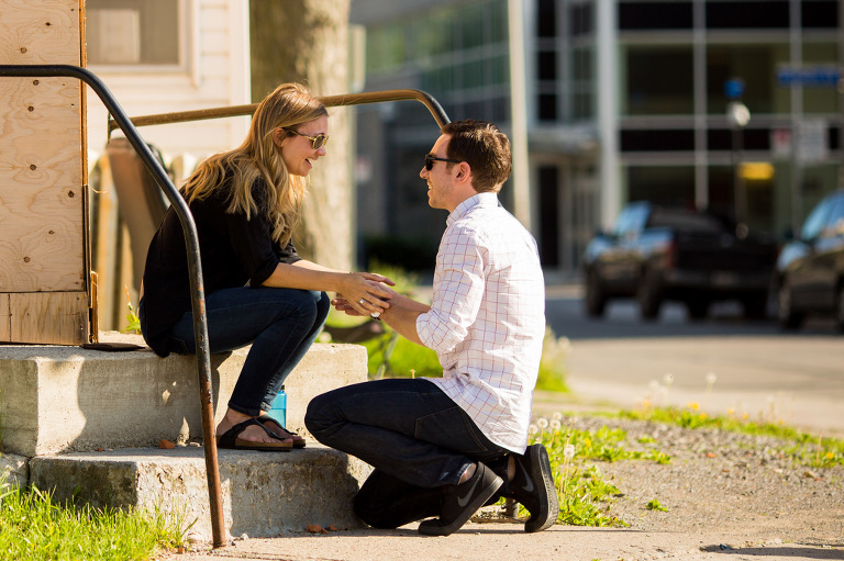 Marriage_proposal_photographer_queens_campus_ygk_propose_engagement_kingston_rob_whelan-1