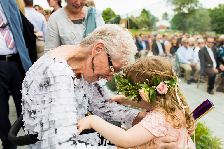 Discovery-centre-wedding-fort-henry-ygk-kingston-candid-photojournalism-rob-whelan-photographer-1