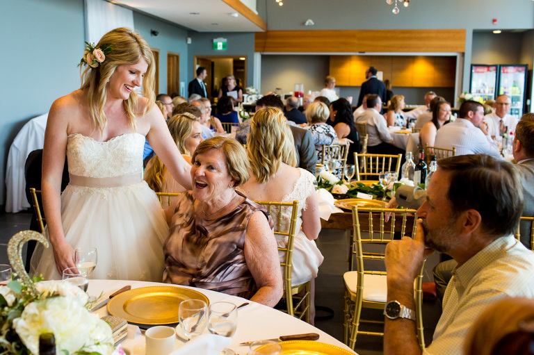 Discovery-centre-wedding-fort-henry-ygk-kingston-candid-photojournalism-rob-whelan-photographer-1