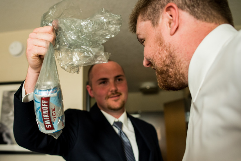 habour-restaurant-wedding-kingston-ygk-candid-photojournalism-rob-whelan-1