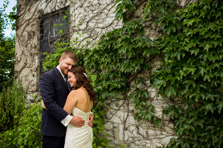 habour-restaurant-wedding-kingston-ygk-candid-photojournalism-rob-whelan-1