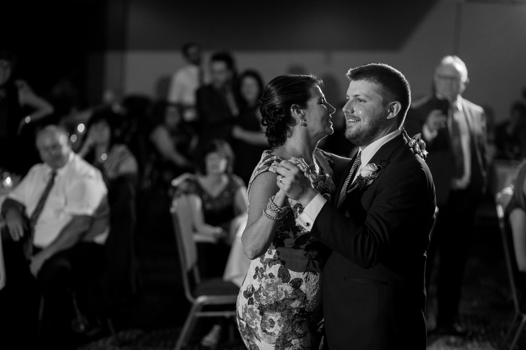 habour-restaurant-wedding-kingston-ygk-candid-photojournalism-rob-whelan-1