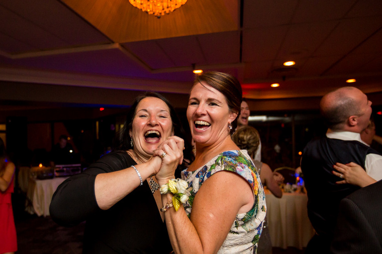 habour-restaurant-wedding-kingston-ygk-candid-photojournalism-rob-whelan-1