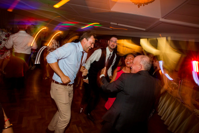 habour-restaurant-wedding-kingston-ygk-candid-photojournalism-rob-whelan-1