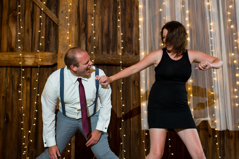 Happy_Life_Farms_Wedding_country_barn_rustic_chic_photojournalism_candid_ygk_kingston_photographer_rob_whelan-1