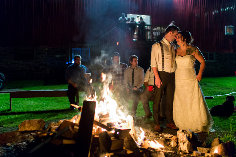 Happy_Life_Farms_Wedding_country_barn_rustic_chic_photojournalism_candid_ygk_kingston_photographer_rob_whelan-1