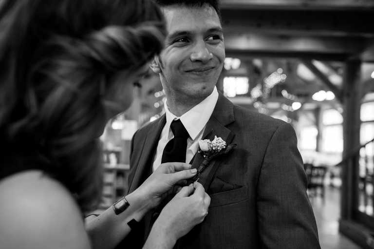 temple's_sugar_bush_wedding_lanark_country_rustic_rain_yow_ygk_rob_whelan_photojournalism_candid