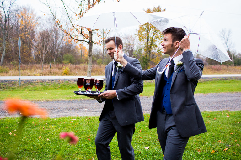 temple's_sugar_bush_wedding_lanark_country_rustic_rain_yow_ygk_rob_whelan_photojournalism_candid