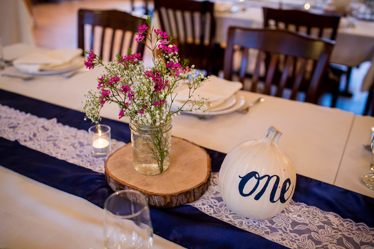 temple's_sugar_bush_wedding_lanark_country_rustic_rain_yow_ygk_rob_whelan_photojournalism_candid