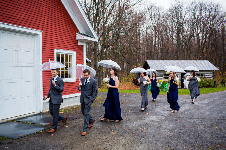 temple's_sugar_bush_wedding_lanark_country_rustic_rain_yow_ygk_rob_whelan_photojournalism_candid