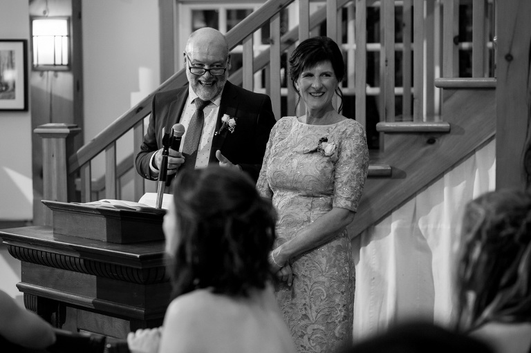 temple's_sugar_bush_wedding_lanark_country_rustic_rain_yow_ygk_rob_whelan_photojournalism_candid