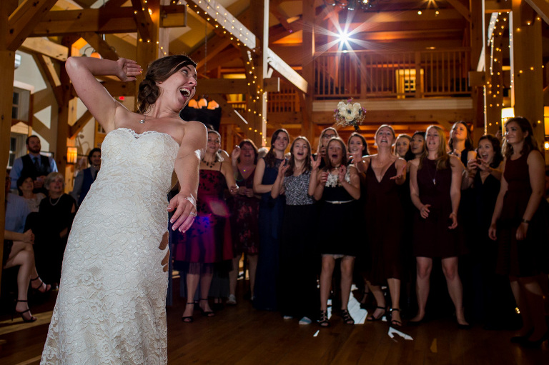 temple's_sugar_bush_wedding_lanark_country_rustic_rain_yow_ygk_rob_whelan_photojournalism_candid