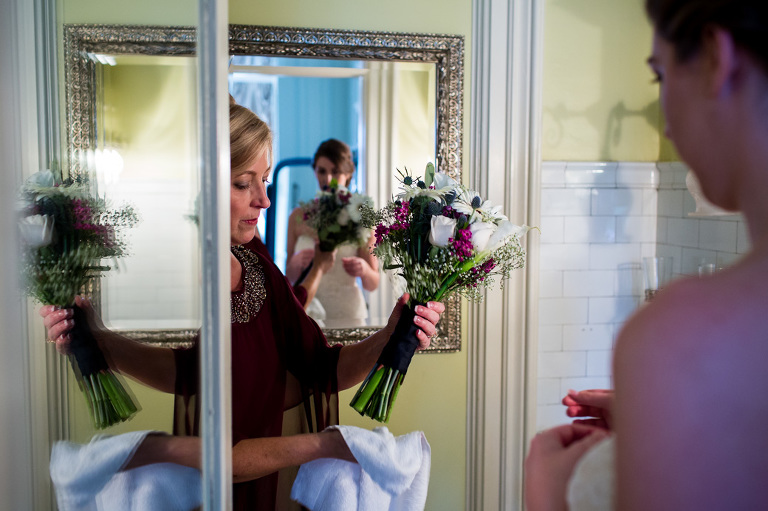temple's_sugar_bush_wedding_lanark_country_rustic_rain_yow_ygk_rob_whelan_photojournalism_candid