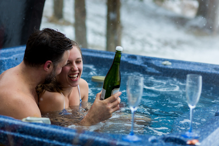 Howe-Island_winter_engagement_farm_ygk_Kingston_wedding_photographer_rob_whelan-1