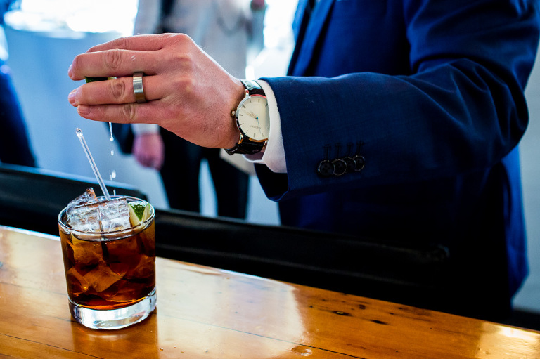 ottawa_city_hall_wedding_yow_photojournalism_candid_winter_rob_whelan_photographer