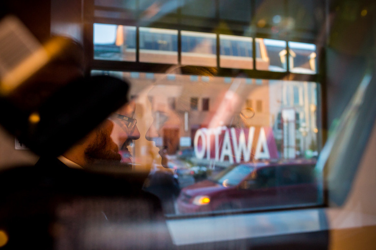 ottawa_city_hall_wedding_yow_photojournalism_candid_winter_rob_whelan_photographer