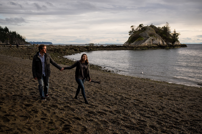 vancouver_engagement_photos_pnw_bc_supernatural_yvr_rob_whelan_photography-2