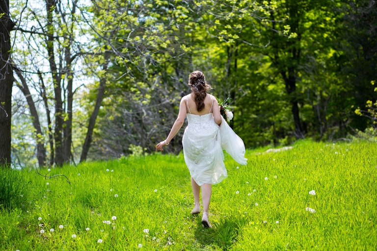 vimy_officers_mess_wedding_ygk_spring_photojournalism_candid_rob_whelan_weddings-1