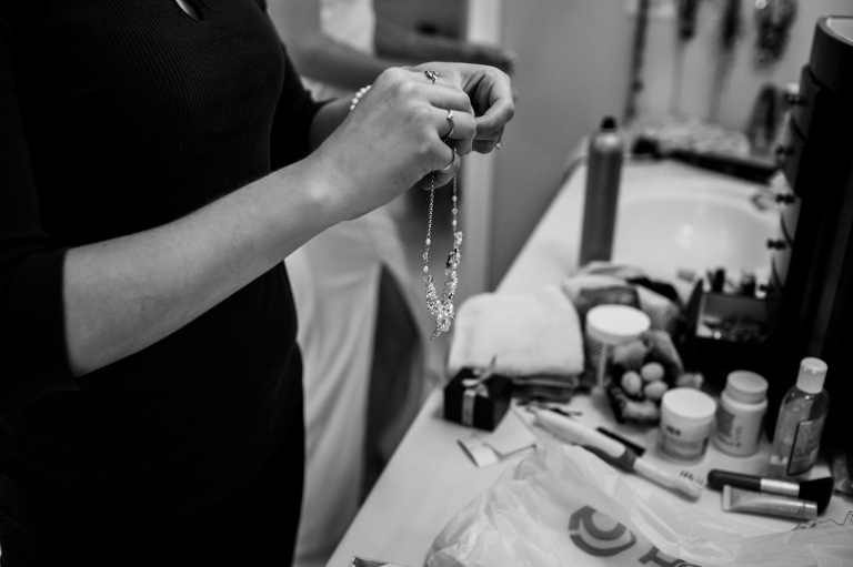 vimy_officers_mess_wedding_ygk_spring_photojournalism_candid_rob_whelan_weddings-1