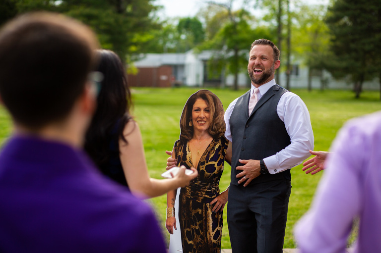 vimy_officers_mess_wedding_ygk_spring_photojournalism_candid_rob_whelan_weddings-1