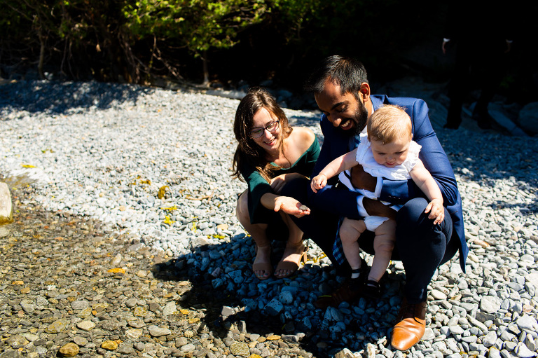Lakeside_elopement_lemoines_point_ygk_kingston_rob_whelan_photo