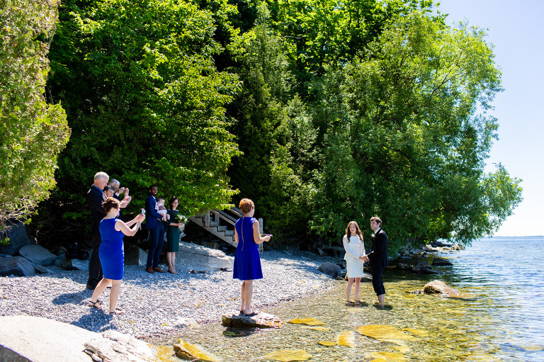 Lakeside_elopement_lemoines_point_ygk_kingston_rob_whelan_photo