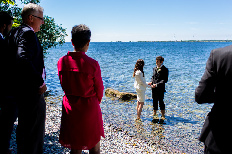 Lakeside_elopement_lemoines_point_ygk_kingston_rob_whelan_photo