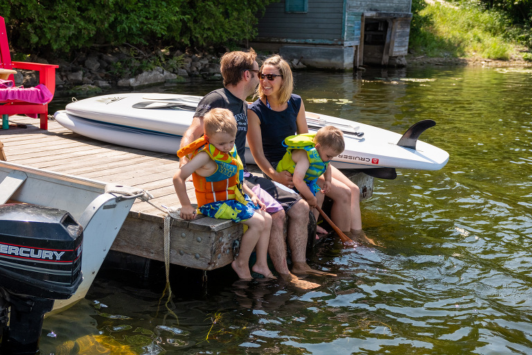 cottage_family_photos_ygk_lake_active_fun_kingston_rob_whelan_photo-1