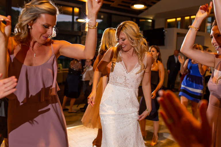 alpine_ski_club_wedding_collingwood_summer_rob_whelan_photography