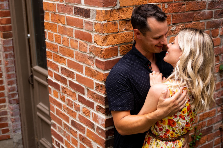 Downtown_Kingston_Engagement_ygk_couple_photos_rob_whelan