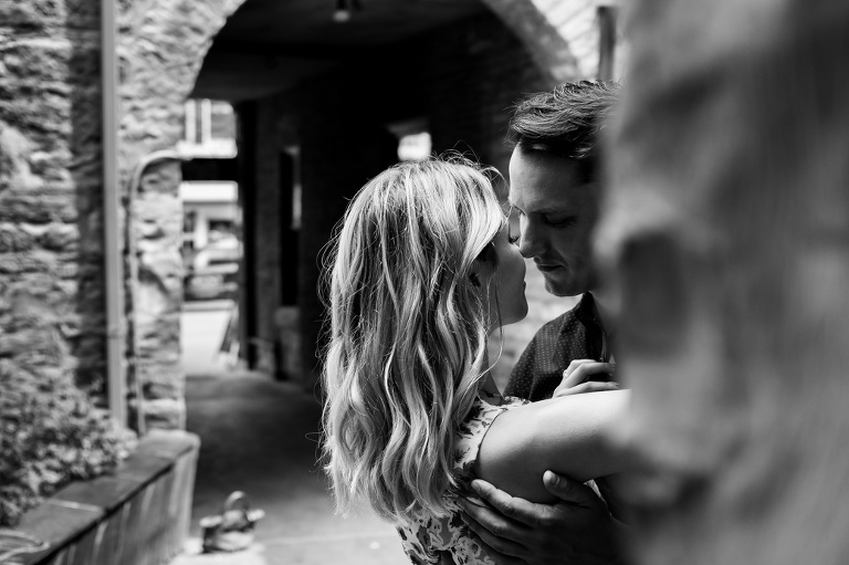 Downtown_Kingston_Engagement_ygk_couple_photos_rob_whelan