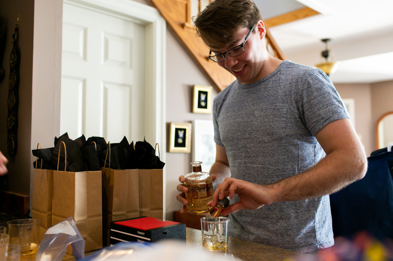 backyard_wedding_ygk_kingston_summer_lakeside_photojournalism_candid_rob_whelan_photography-1