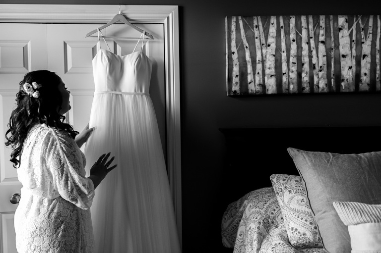 backyard_wedding_ygk_kingston_summer_lakeside_photojournalism_candid_rob_whelan_photography-1