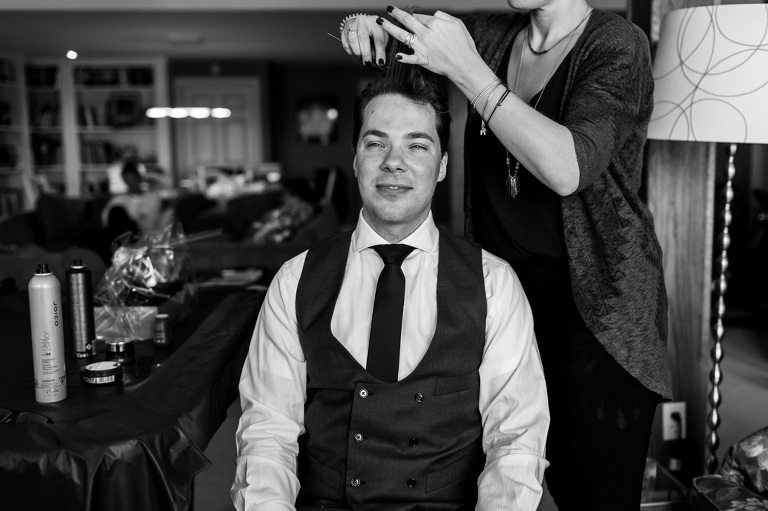 backyard_wedding_ygk_kingston_summer_lakeside_photojournalism_candid_rob_whelan_photography-1