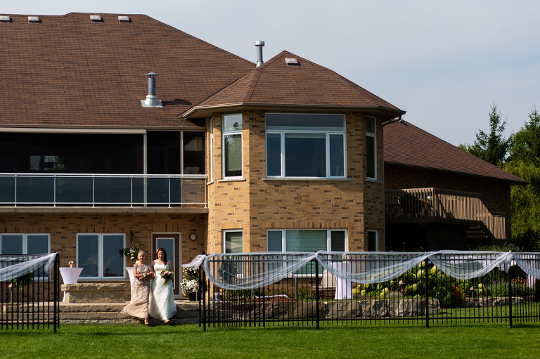 backyard_wedding_ygk_kingston_summer_lakeside_photojournalism_candid_rob_whelan_photography-1