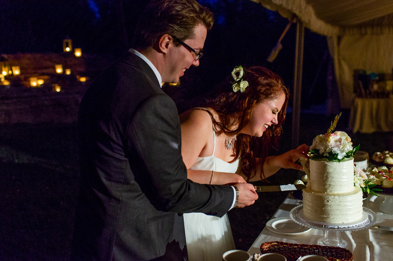 backyard_wedding_ygk_kingston_summer_lakeside_photojournalism_candid_rob_whelan_photography-1