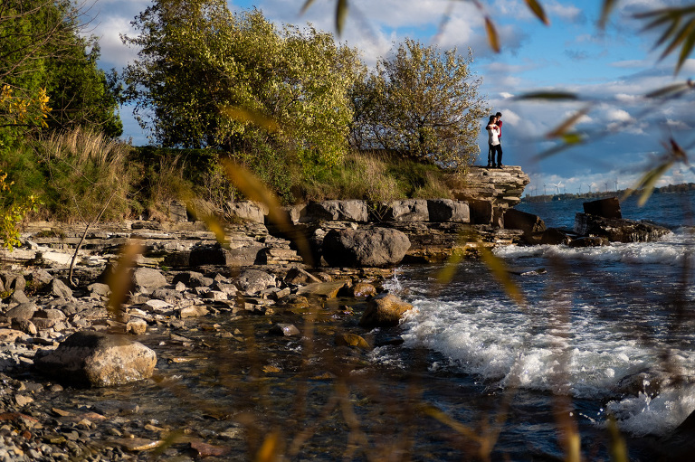 bold_light_lake_ontario_park_engagement_session_ygk_kingston_rob_whelan_photographer