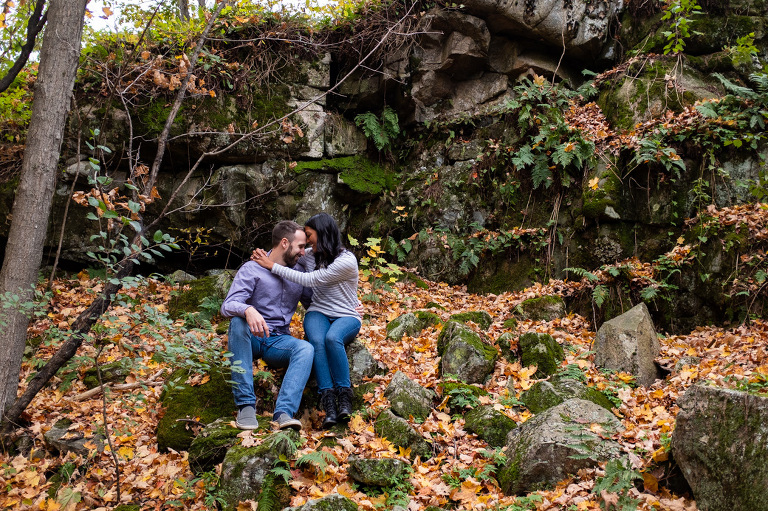 active_engagement_session_YGK_Kingston_bouldering_yoga_autumn_rob_whelan_photographer-1