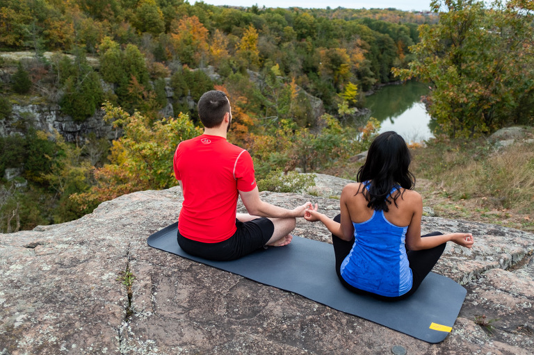 active_engagement_session_YGK_Kingston_bouldering_yoga_autumn_rob_whelan_photographer-1