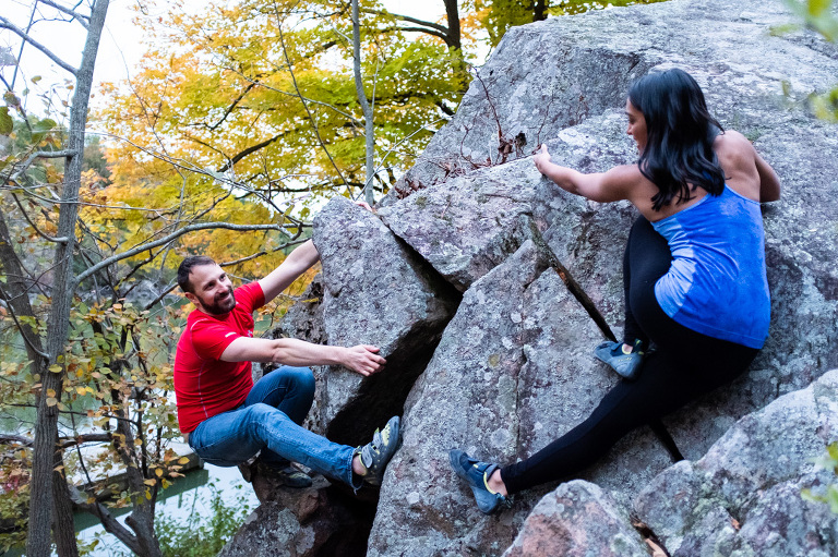 active_engagement_session_YGK_Kingston_bouldering_yoga_autumn_rob_whelan_photographer-1