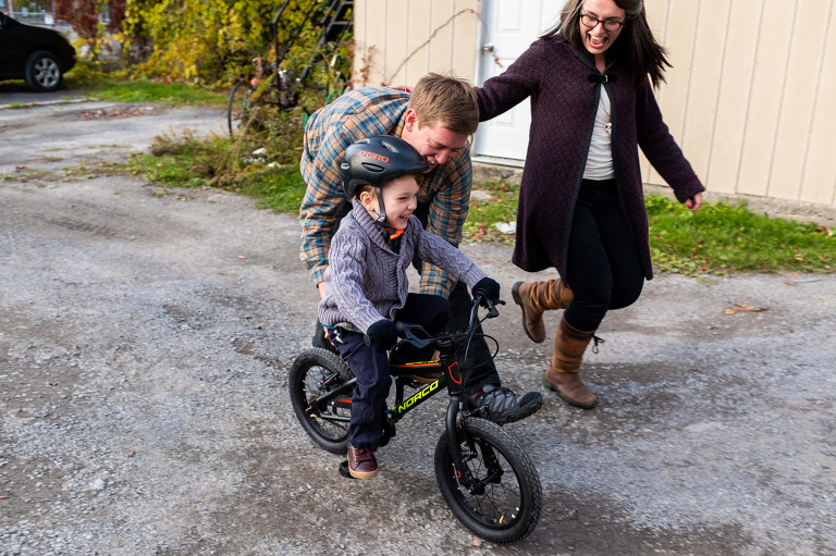 bikes_and_graffiti_engagement_passion_ygk_doug_fluher_art_rob_whelan_photographer