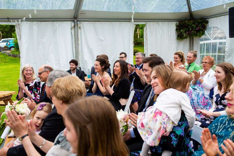 Rainy_countryside_wedding_ygk_backyard_tent_kingston_photographer_rob_whelan-1